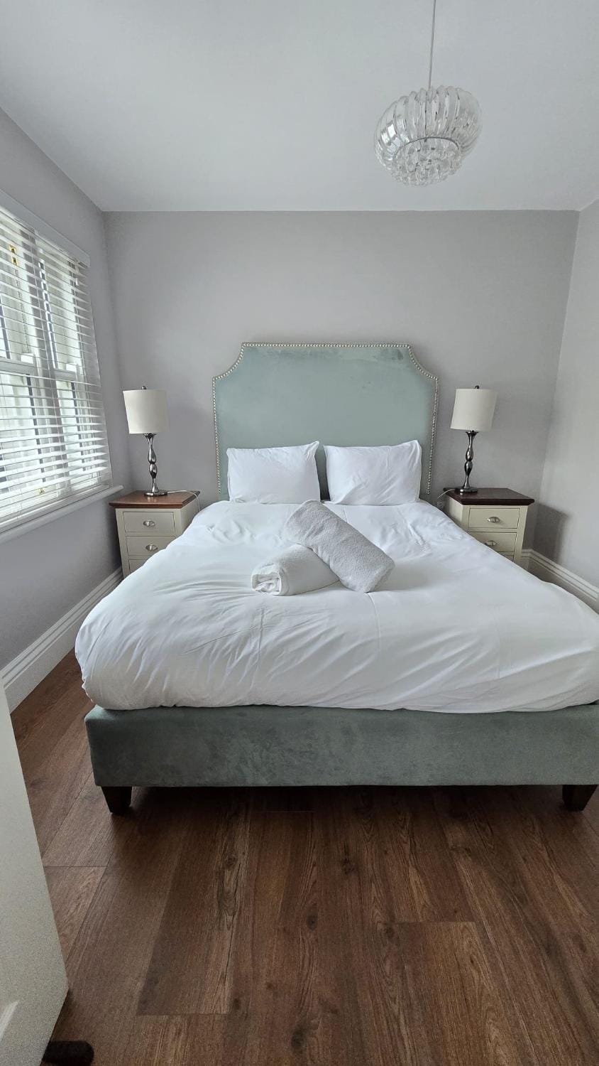 Luxury City Apartment - Sleeps 7 Apartment in Galway