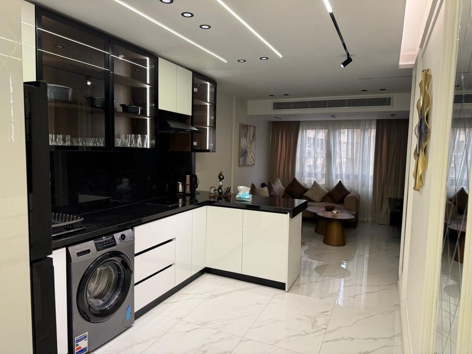 شقة فندقية فاخرة في المهندسين Luxury Hotel Apartment Apartment in Egypt