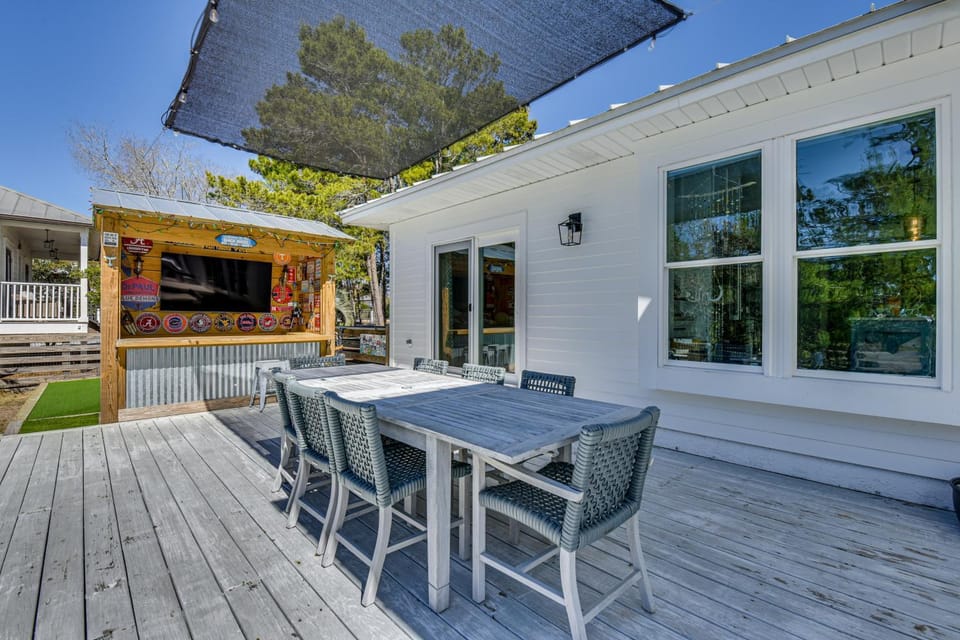 Tranquility & Nearby Beach Access: Private Oasis House in South Walton County