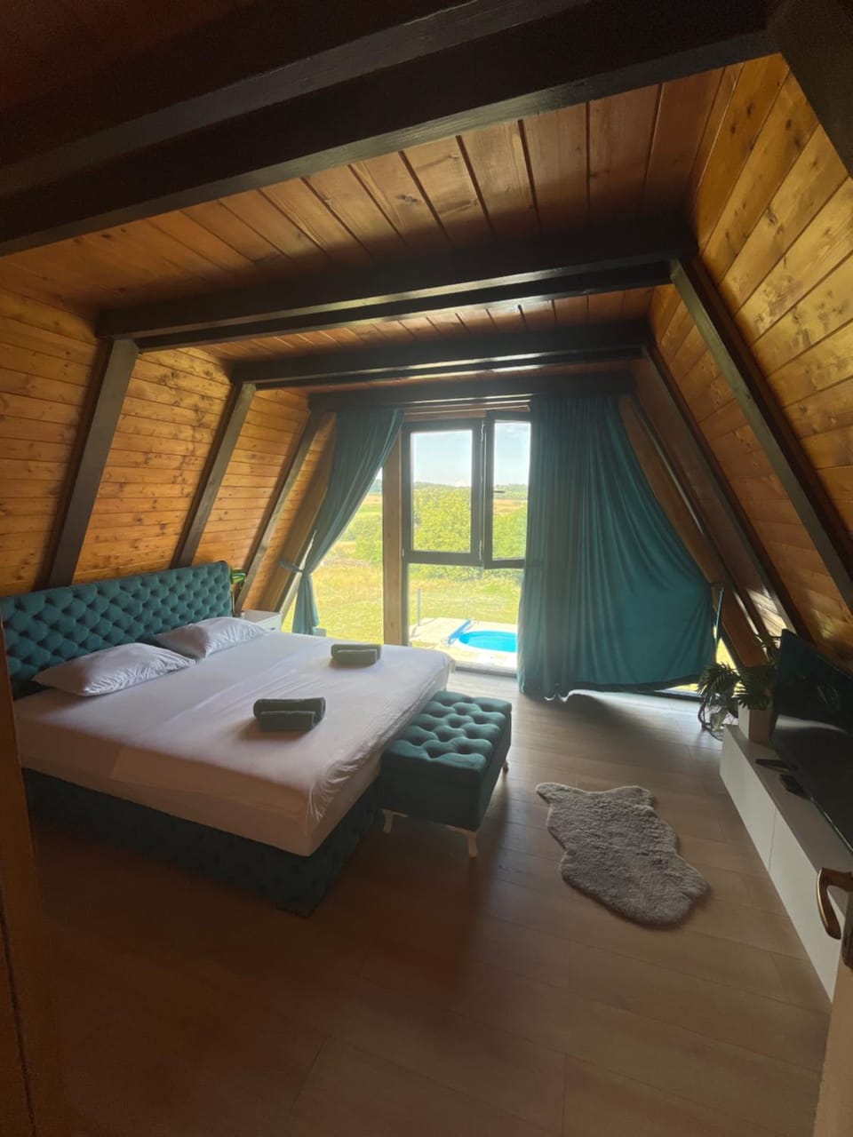 BlackPoolHouse Villa in Serbia