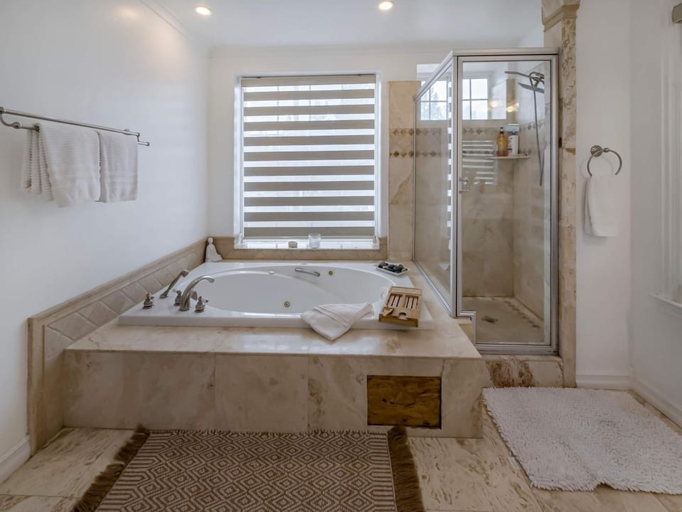 Munguia Summit Camp Modern Home Unit A Apartment in Big Bear