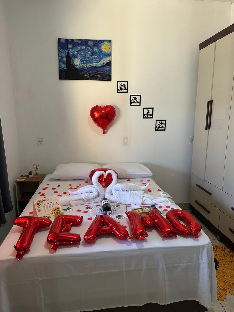 Bed, Photo of the whole room, Bedroom, towels, wardrobe
