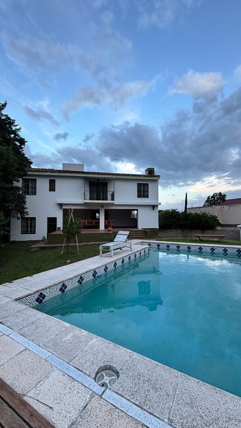 Gran casa en Villa Del Lago House in Villa Carlos Paz