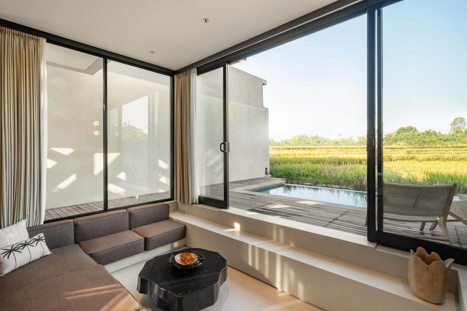 Day, Natural landscape, View (from property/room), Balcony/Terrace, Living room, Seating area, Garden view, Pool view, Swimming pool, sunbed