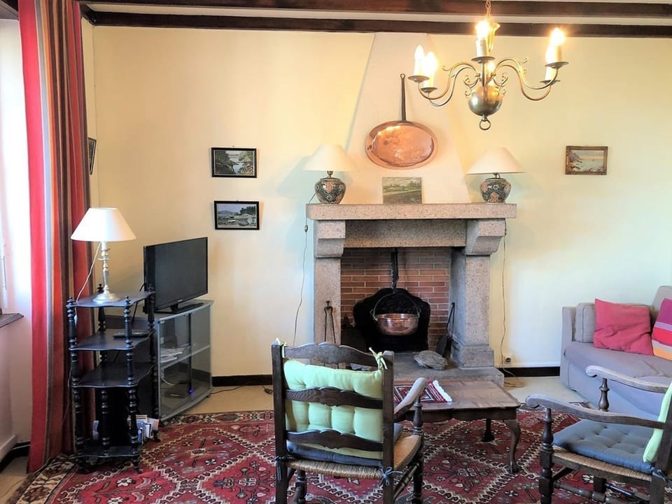 Maison bretonne face à la mer avec WIFI et parking à Trégastel - FR-1-368-442 House in Trégastel