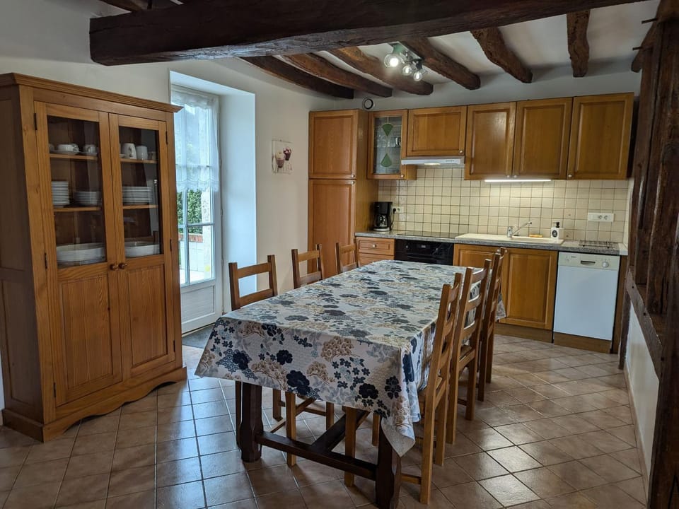 Gîte cosy rénové avec jardin, Wi-Fi et animaux acceptés près d'Orléans - FR-1-590-559 House in Centre-Val de Loire