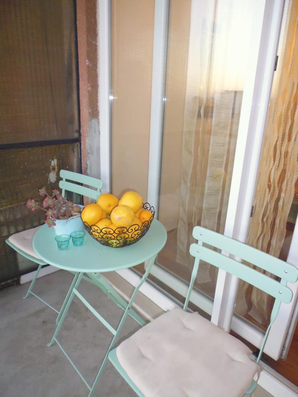 Property building, Balcony/Terrace