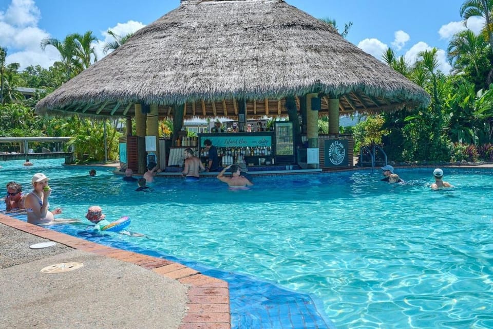 Day, People, Pool view, Swimming pool, group of guests, sunbed
