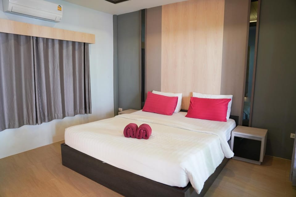 Property building, Bed