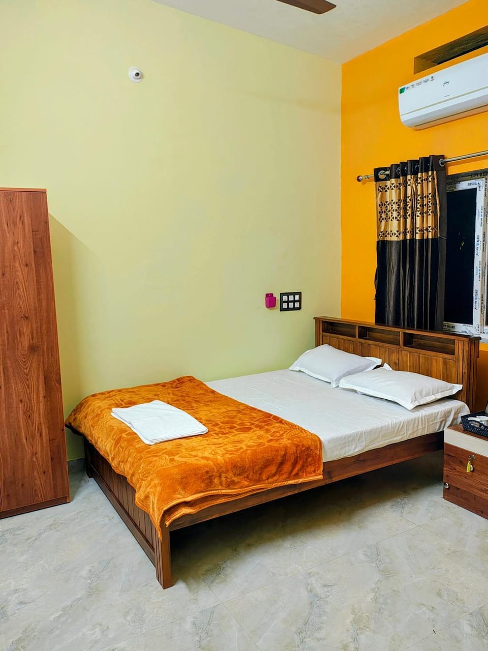 Bedroom