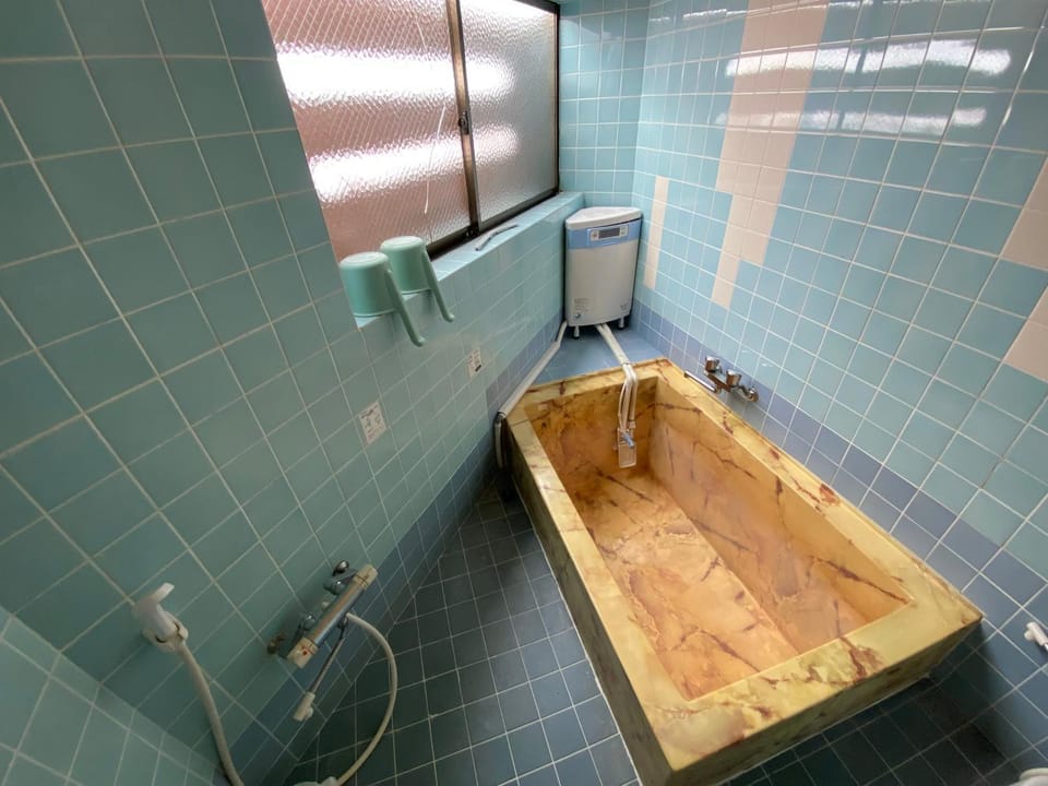 Bathroom, Bath