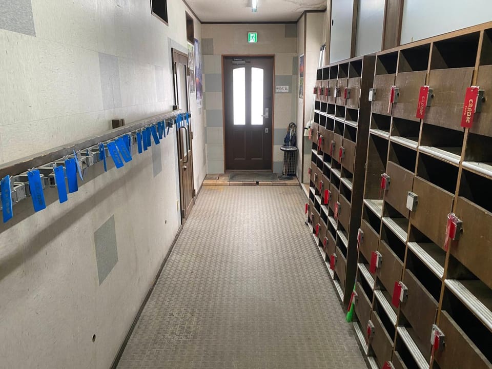 Other, locker