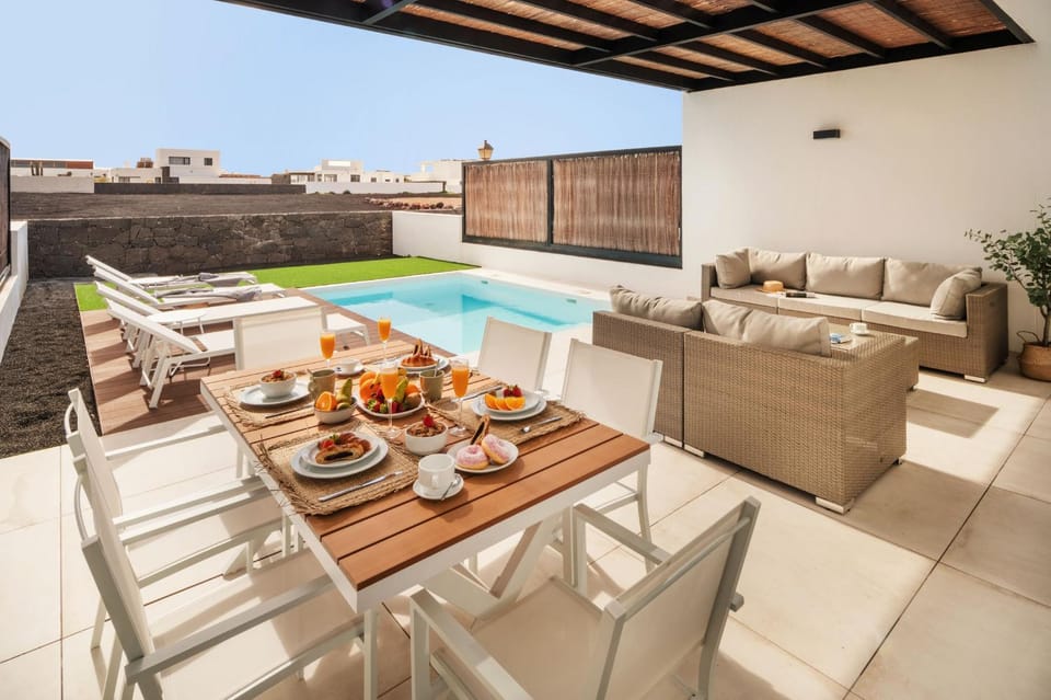 TARAZET by Buenavilla Villa in Playa Blanca