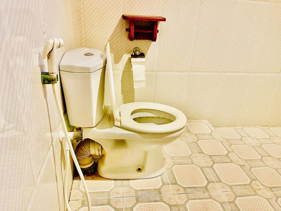 Toilet, Bathroom