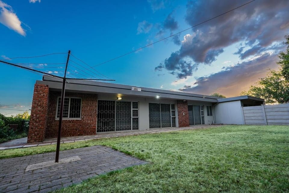 Property building, Garden, Garden view