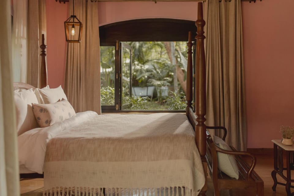 Bedroom, Garden view