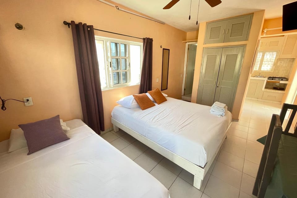 Central Studio with Balcony & Kitchen Apartment in Isla Mujeres