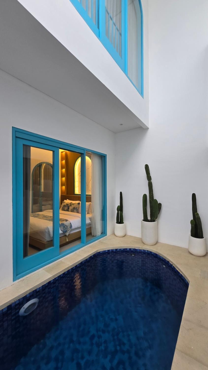 Pool view