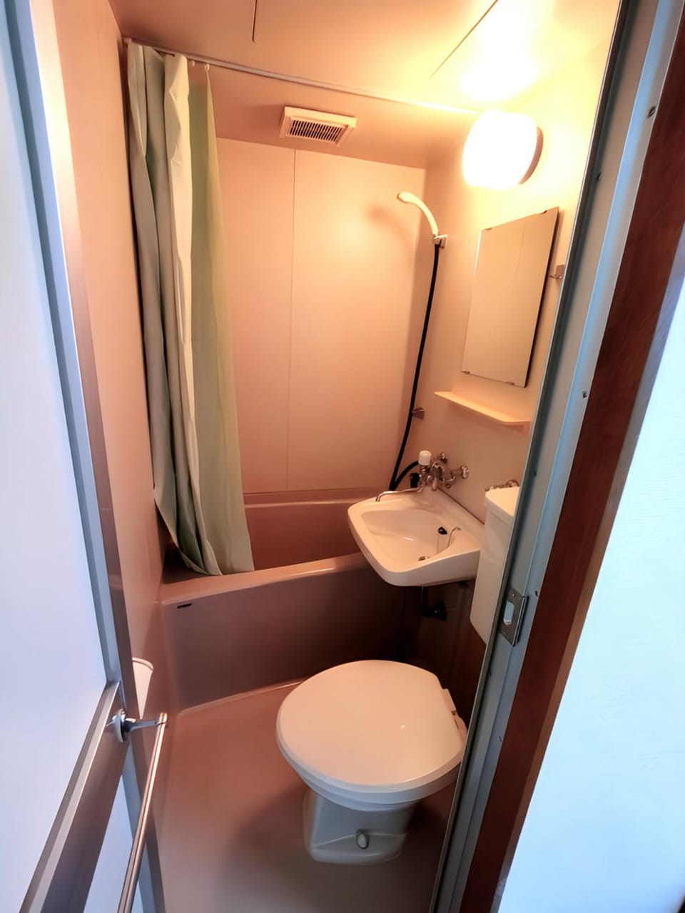 Shower, Toilet, Bathroom