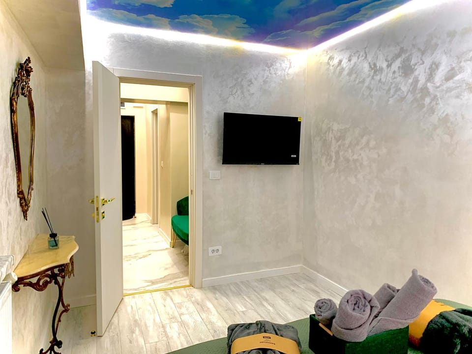 Golden Station Ultraconfort Apartment in Moldova