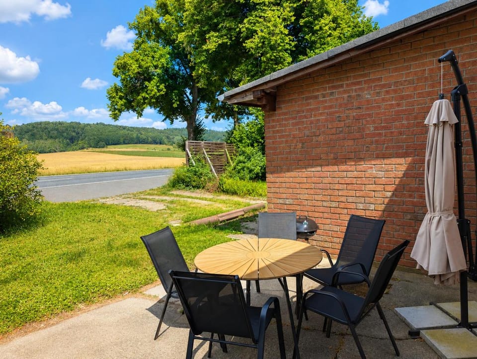 Garden, Dining area