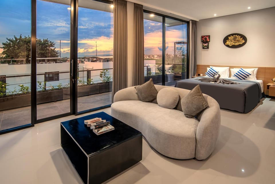 Living room, Photo of the whole room, Bedroom