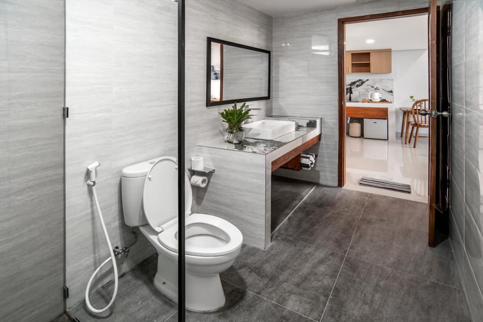 Toilet, Bathroom