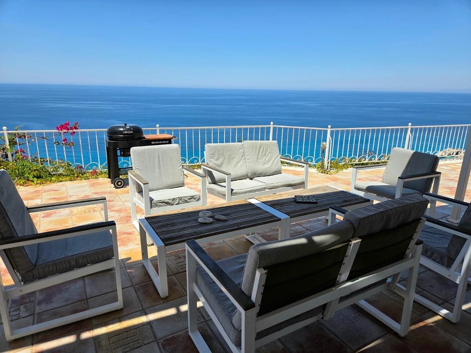 View (from property/room), View (from property/room), Seating area, Sea view, Sea view