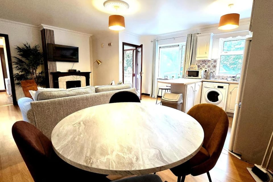 In the Heart of the Action Apartment in Galway