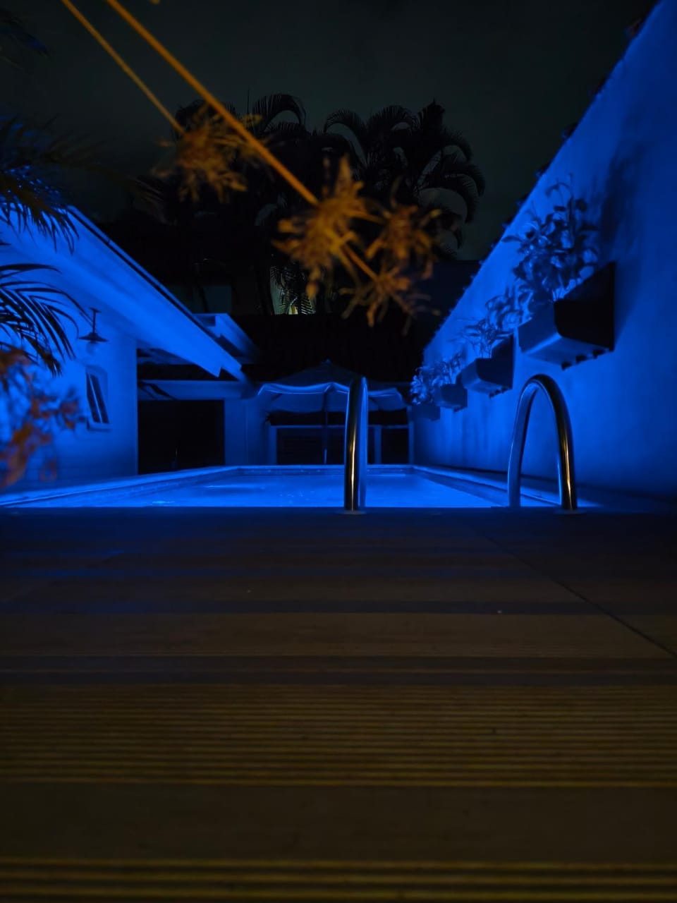 Night, Pool view