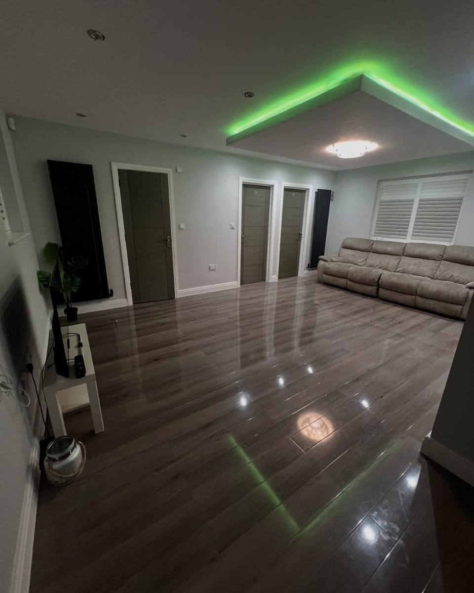 Falcon house 7 bedrooms House in Farnborough