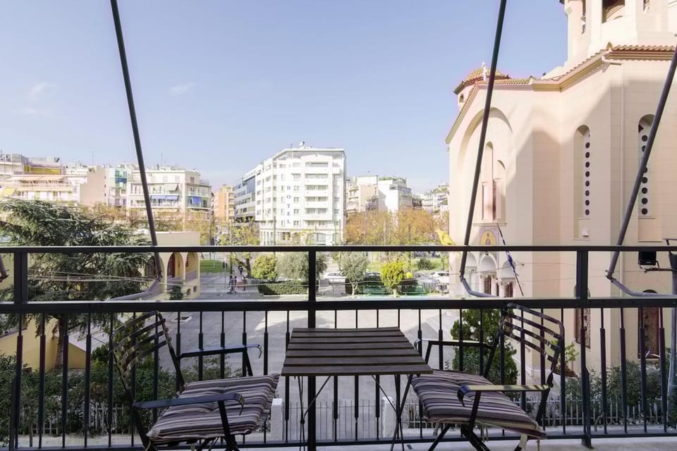 Sunny paradise in the heart of Athens Apartment in Athens