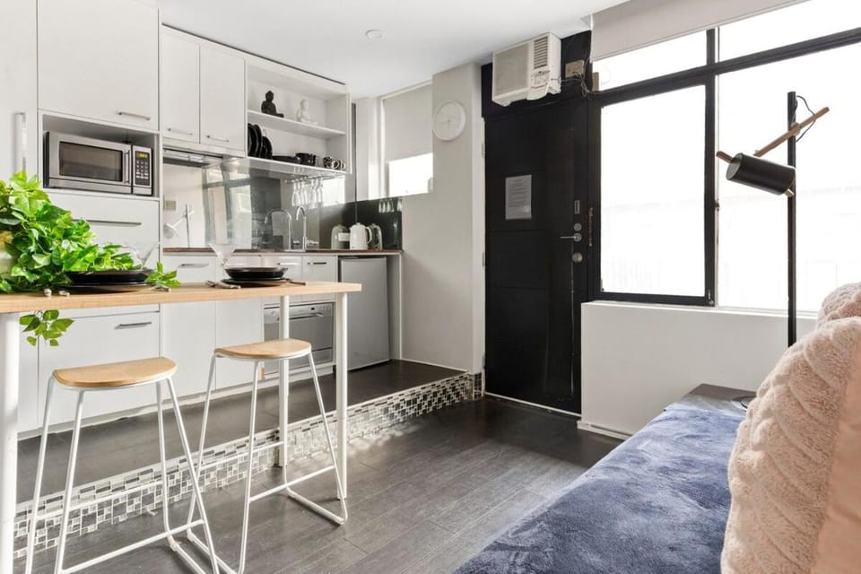 Lovely Cosy Private Whole Studio Room Central 00905 Apartment in Southbank