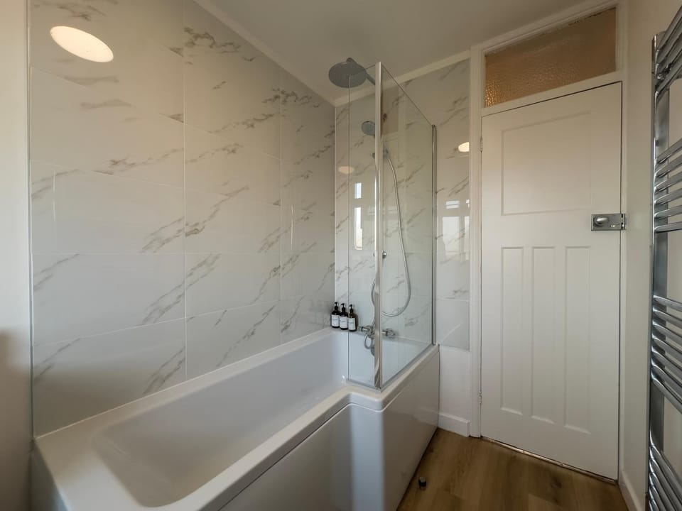 Shower, Bathroom, Bath