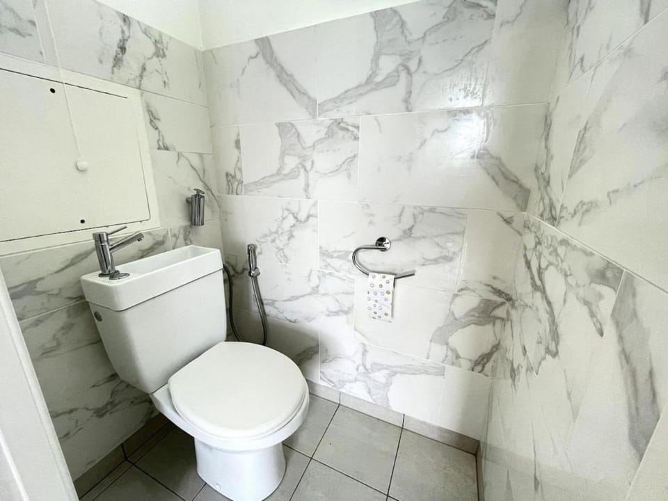 Magnifique chambre proche du transport avec climatisation et parking payants Apartment in Île-de-France