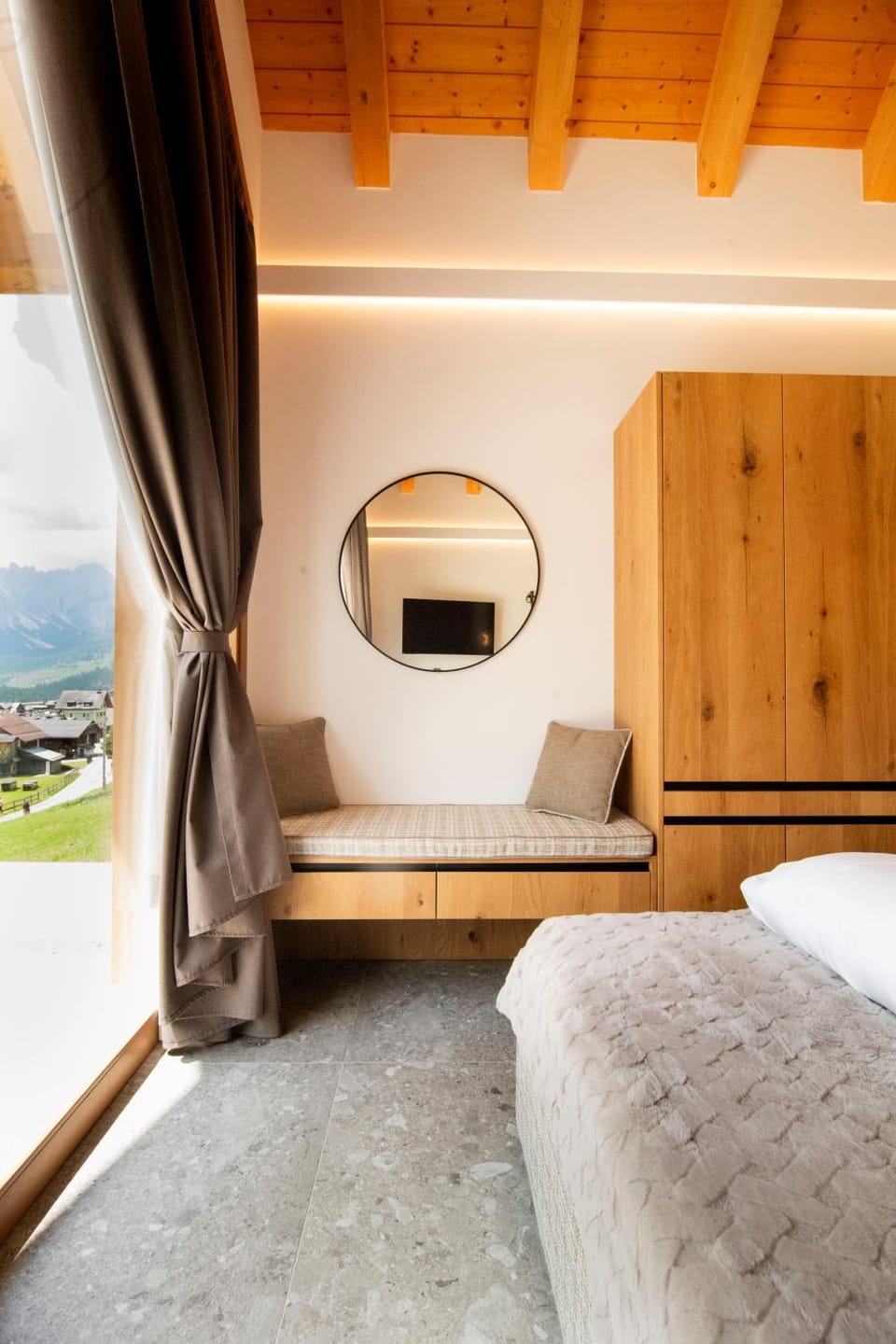 Bed, Photo of the whole room, Bedroom, wardrobe