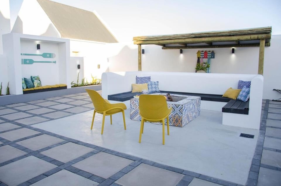 Inner courtyard view