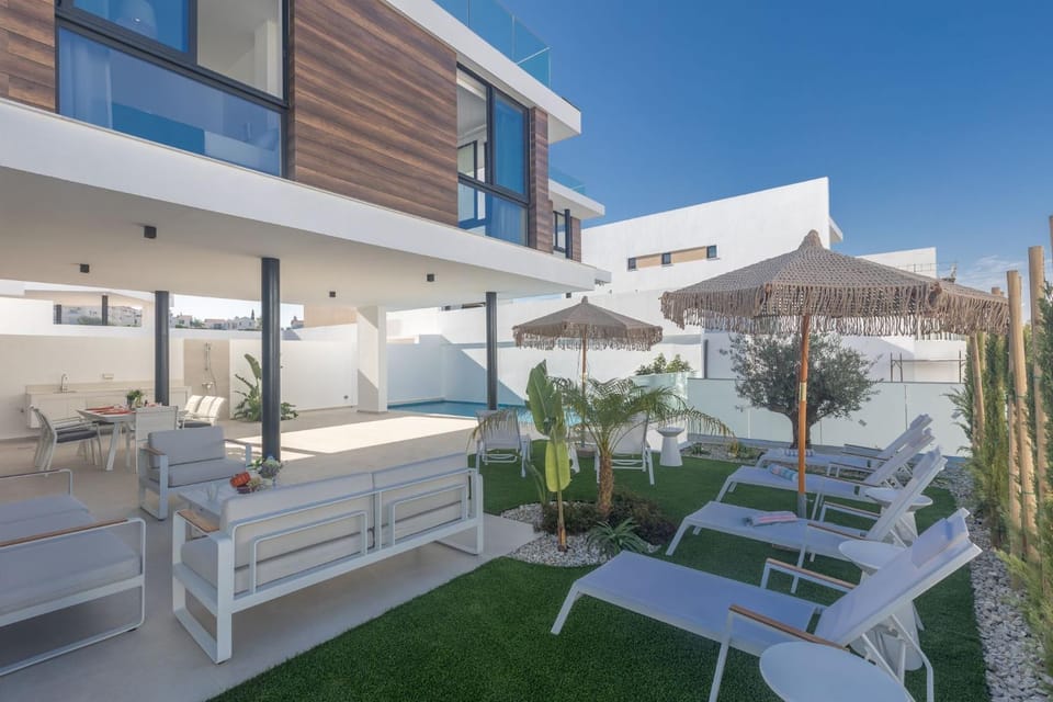 Patio, Balcony/Terrace