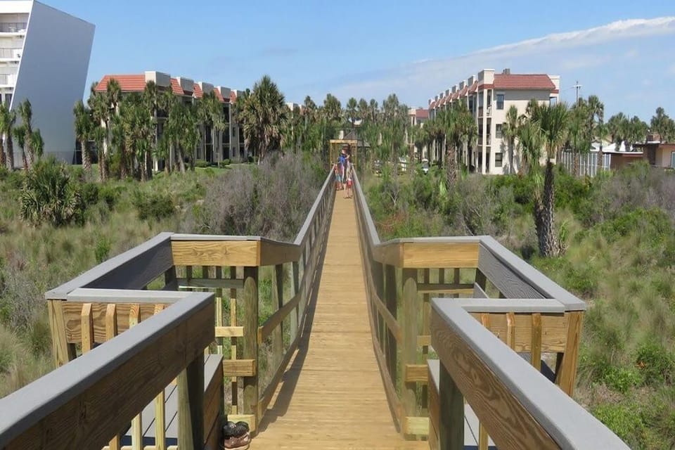 Oceanside complex M33 1 Bed 1 Bath Heated Pool Apartment in Butler Beach