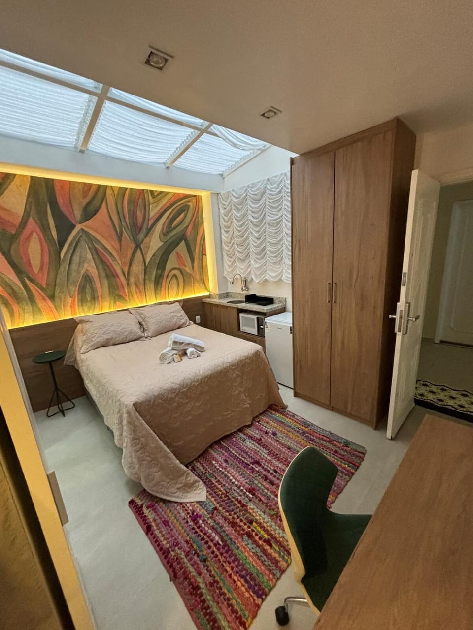 Bed, Kitchen or kitchenette, Photo of the whole room, Bedroom, wardrobe