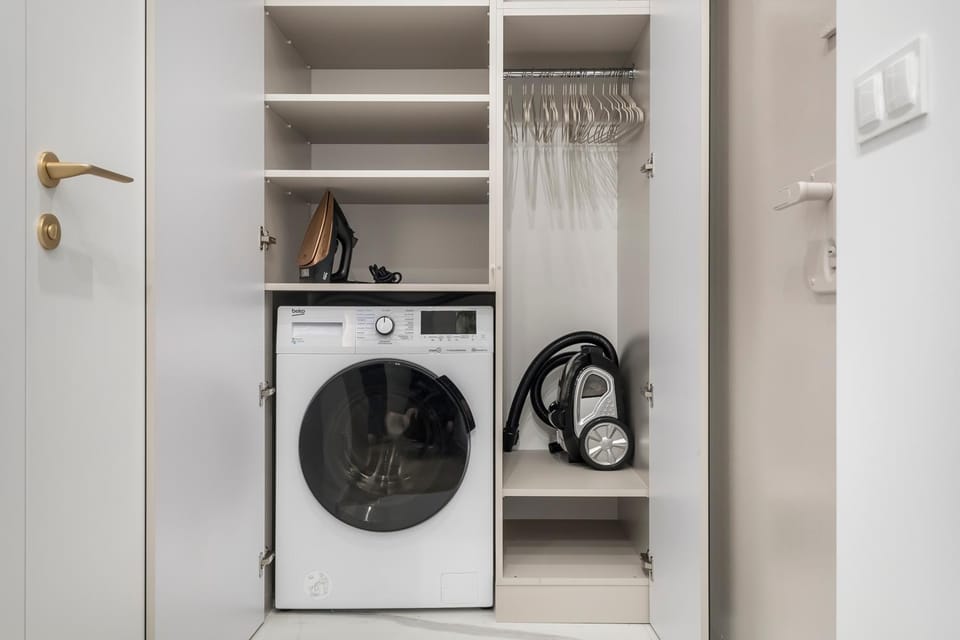 wardrobe, washing machine, dryer