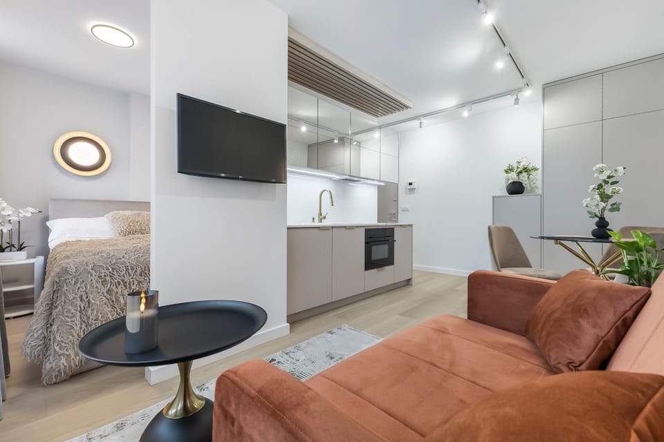Kitchen or kitchenette, Seating area