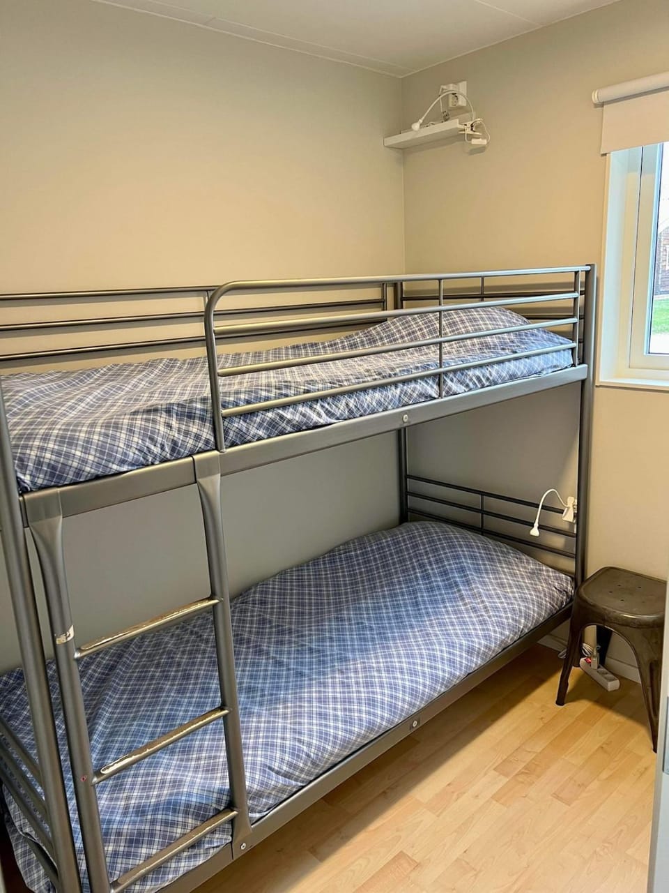 Photo of the whole room, Bedroom, bunk bed