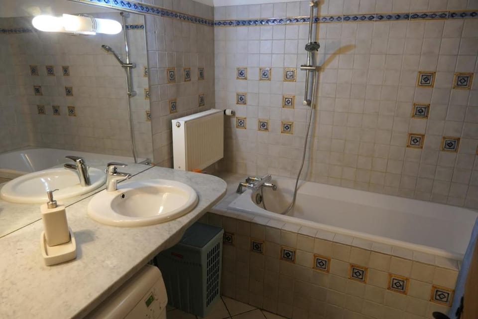 Shower, Bathroom, Bath