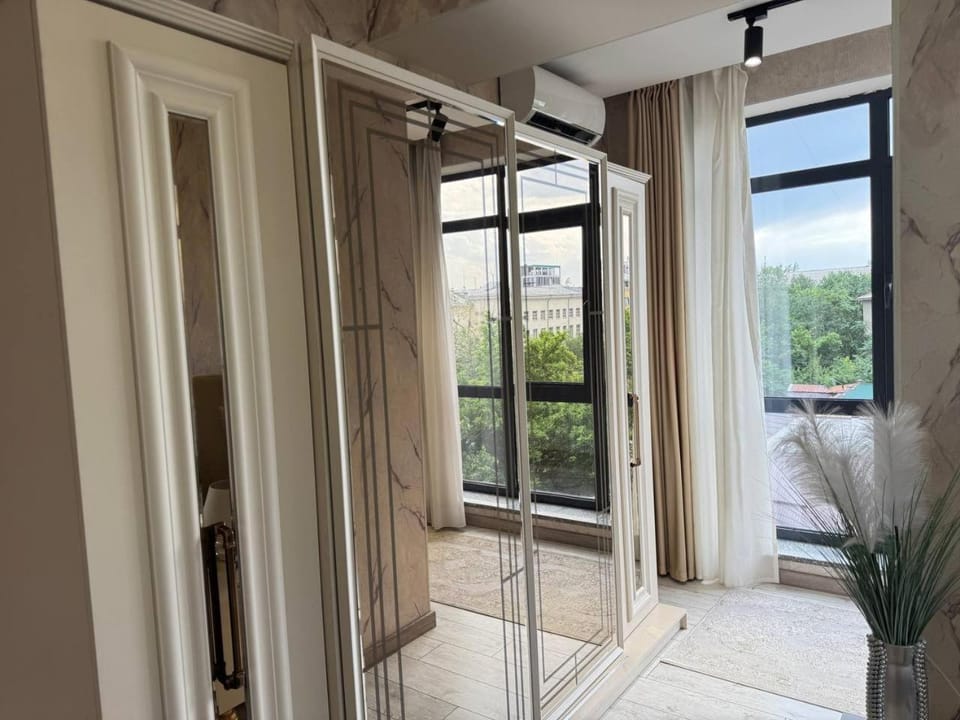 Bedroom, wardrobe