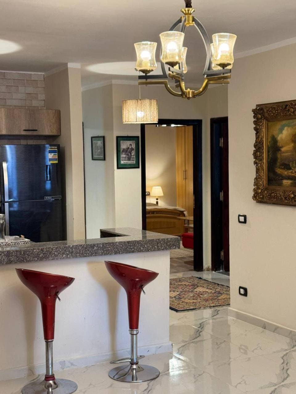 Kitchen or kitchenette, Dining area
