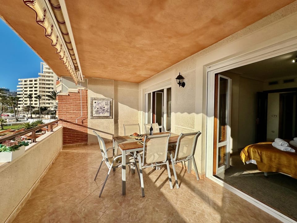 Balcony/Terrace, Dining area