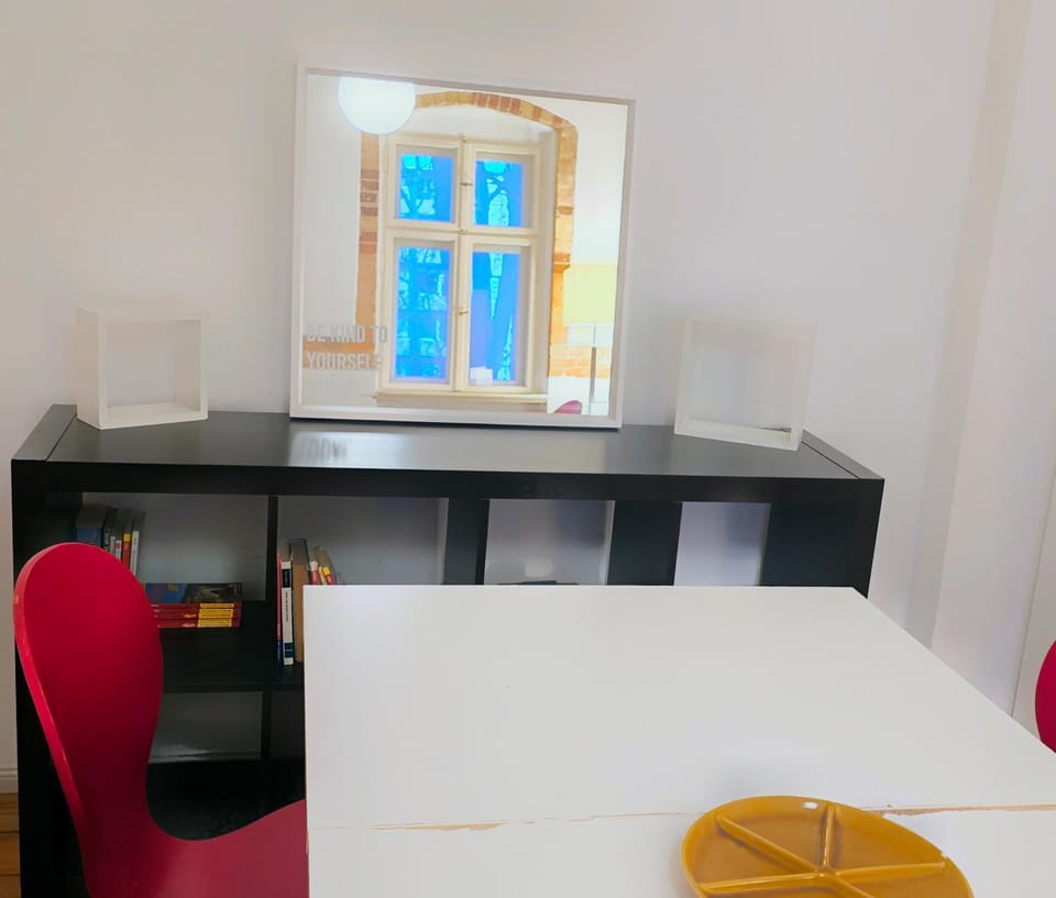 Typical Altbau in the heart of Berlin Wedding Apartment in Berlin