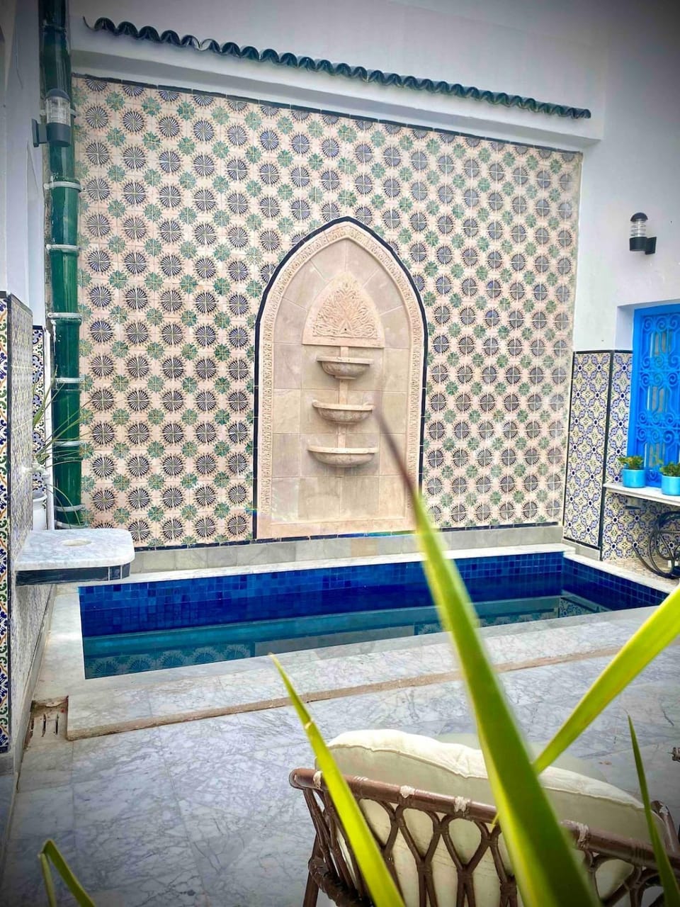 Swimming pool