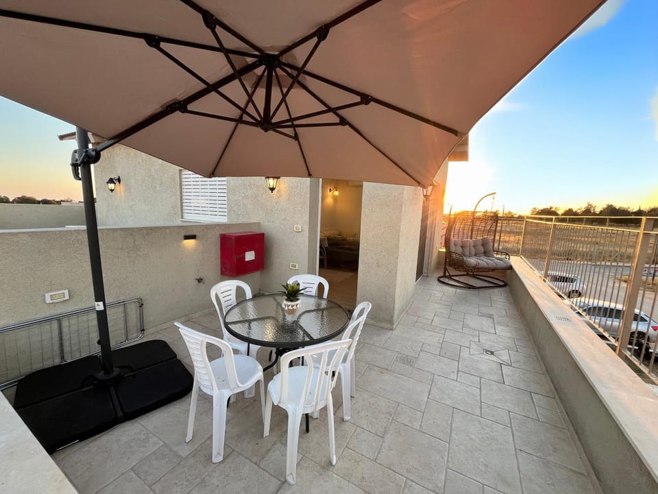 BBQ facilities, View (from property/room), Balcony/Terrace, Seating area
